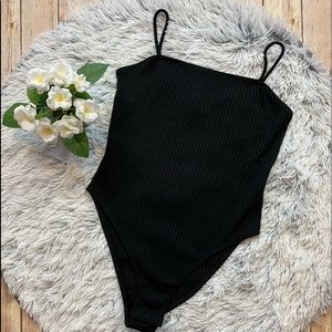 FINAL SALE: Topshop Black Ribbed Bodysuit Size 8